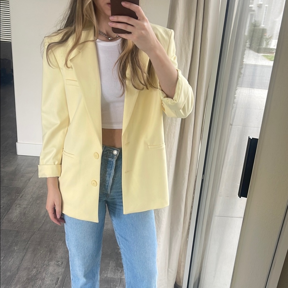 Women's Butter Yellow Blazer